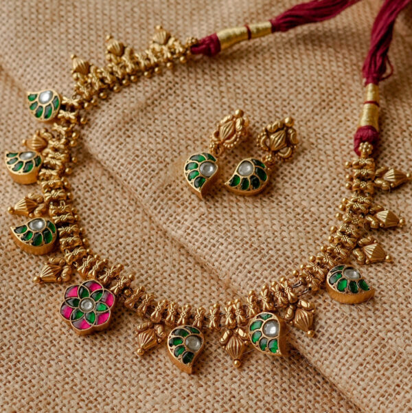 Vaidurya Neckpiece(NVD36)